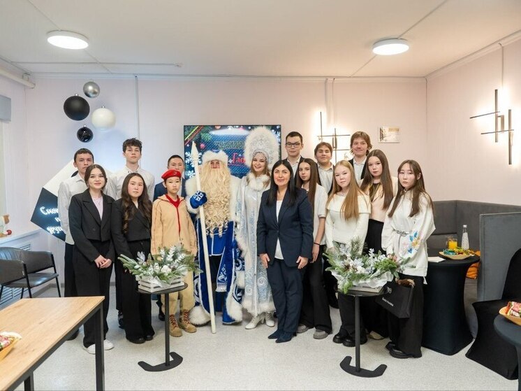 С талантливыми школьниками Приуралья про образование поговорила Марина Трескова