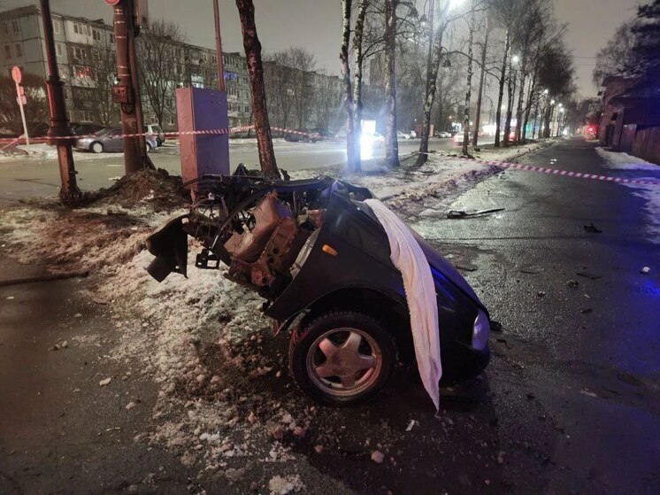 В Вологде в страшном ДТП погибло два человека