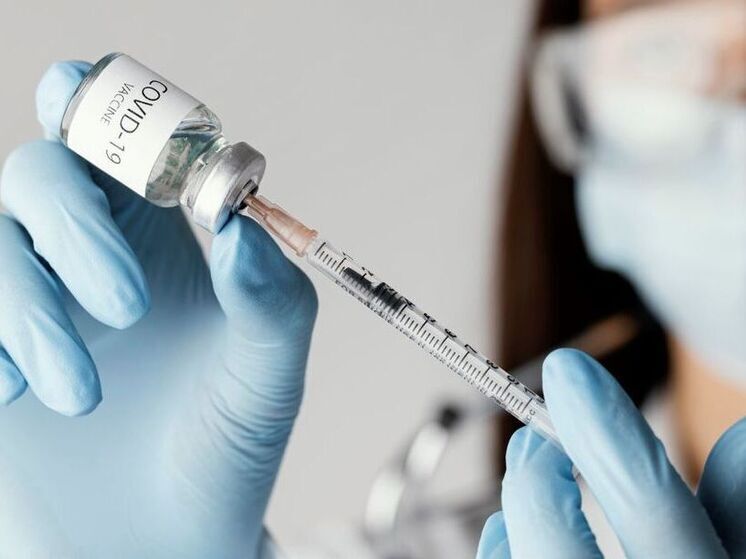 Прививку против ковида голландские ученые связали с риском развития опоясывающего лишая