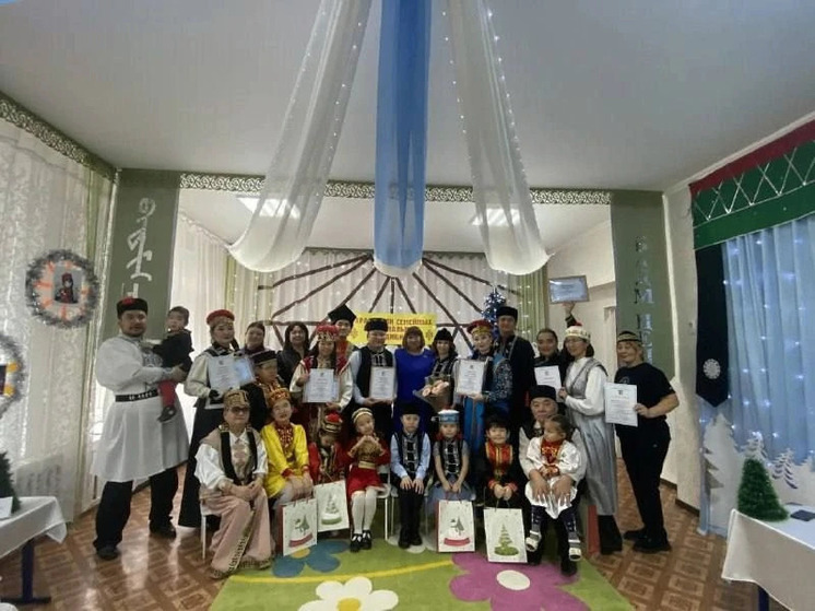 В Элисте прошел конкурс «Хранители семейных традиций»