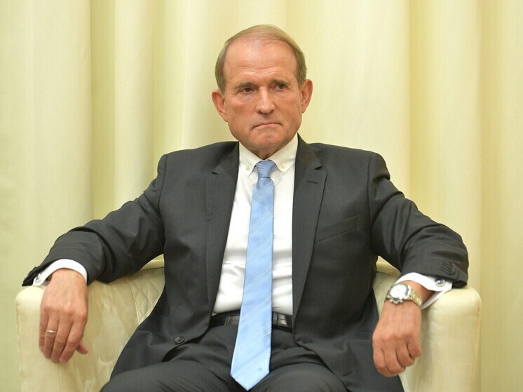 Медведчук: Путин показал политическую волю, не мешая выборам на Украине