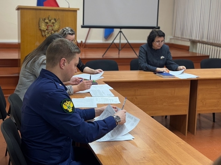 в администрации Онежского муниципального округа состоялись заседания комиссии по чрезвычайным ситуациям и пожарной безопасности, а также антитеррористической комиссии