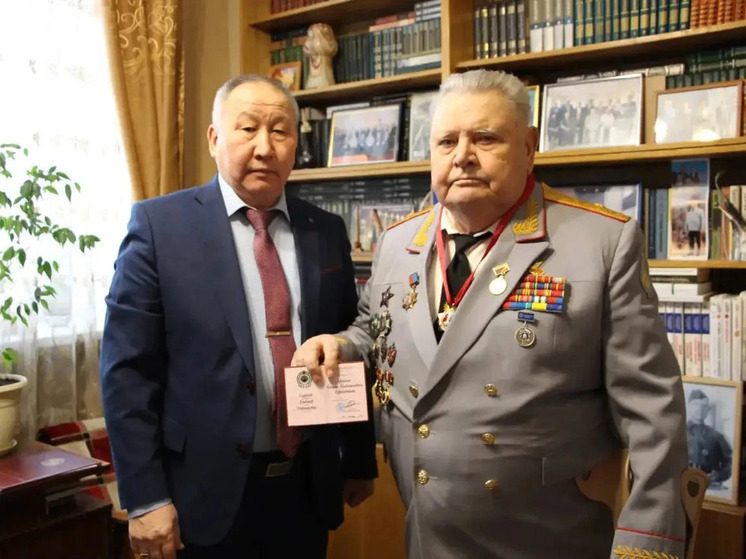 Уроженцу Калмыкии вручили орден Басана Городовикова