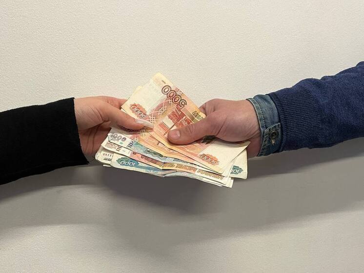 Замперд строительного надзора в Калининграде прощал нарушителей за 300 тысяч