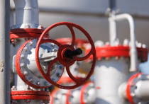 В начале 2026 года Еврокомиссия внесет законопроект о запрете для стран ЕС покупать российскую нефть, сообщил еврокомиссар по энергетике Данс Йергенсен