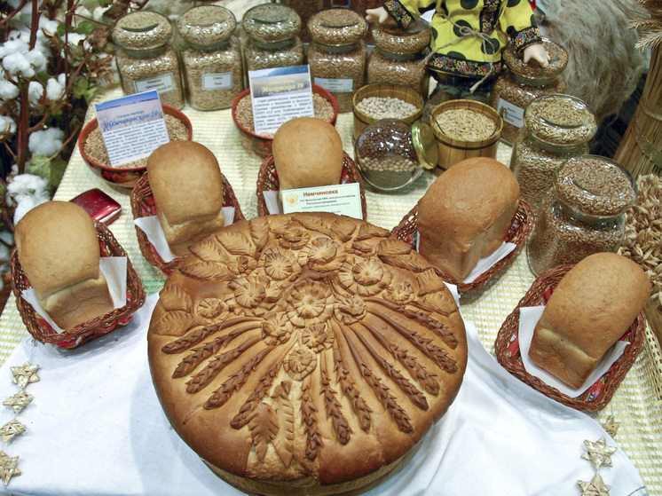 «Политика страны»: Киеву грозят перебои с хлебом