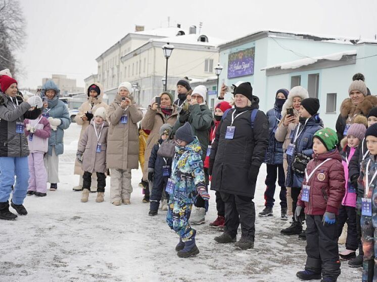Туристический поезд «Вятская сказка» вновь привез гостей в Киров