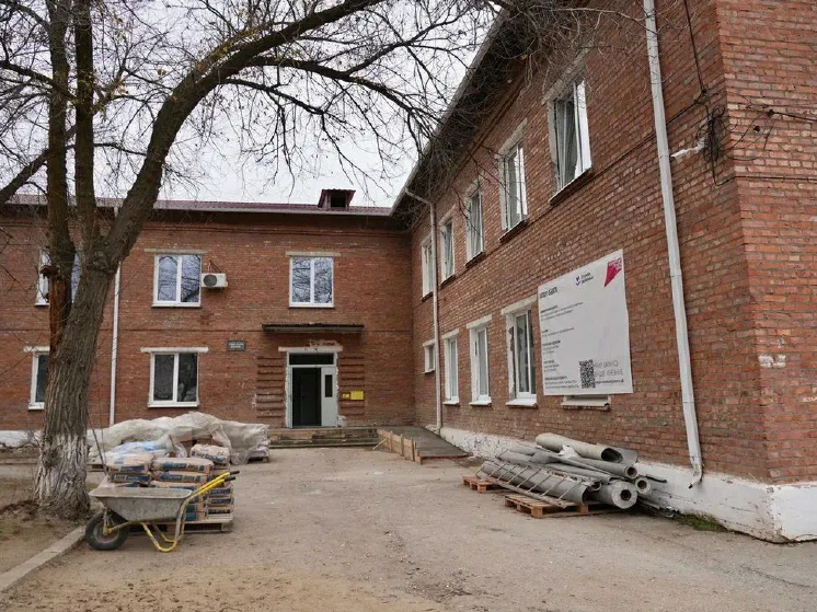 У властей Астраханской области никак не получается эффективно контролировать подрядчиков в строительной отрасли: ряд социально значимых объектов в регионе не могут сдать в эксплуатацию уже несколько лет