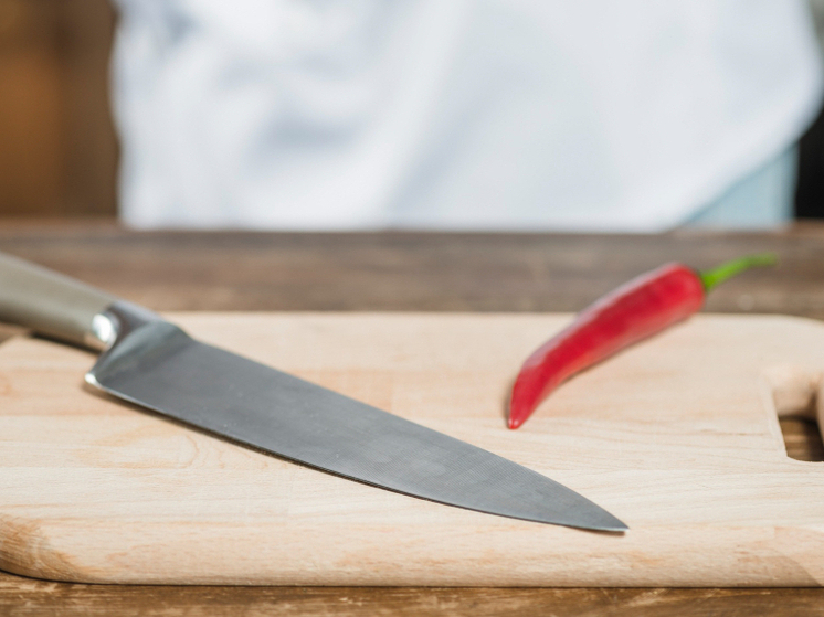 В кировском общежитии усмирили агрессора, угрожавшего жильцам