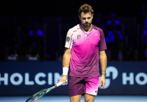 Станислас Вавринка объявил о завершении 24-летней профессиональной карьеры по окончании сезона 2026 года. Трёхкратный чемпион турниров Большого шлема, бронзовый призёр Олимпийских игр в одиночном разряде и олимпийский чемпион в паре (с Роджером Федерером), победитель Кубка Дэвиса 2014 года. Несмотря на падение в рейтинге (157-е место) из-за травм, планирует провести прощальный сезон с использованием wild card.