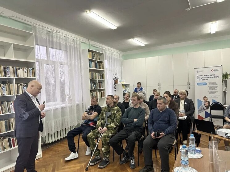 Жителей Батецкого округа проконсультировали врачи службы «Помощь рядом»