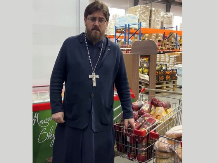 Орловские священнослужители оказали помощь нуждающимся семьям