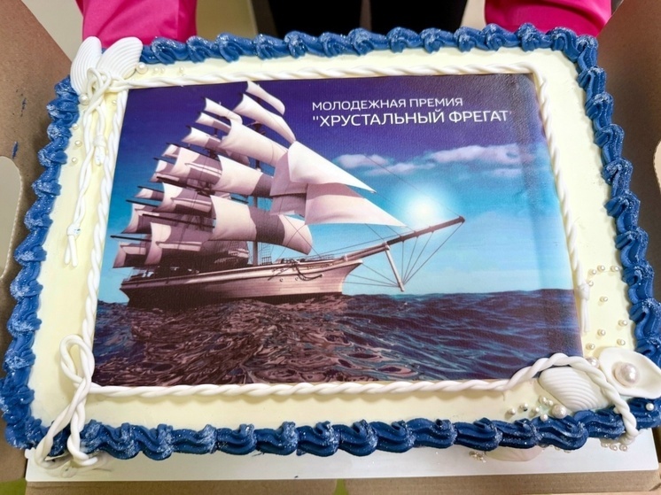 В Тихвине вручили молодежную премию «Хрустальный фрегат»
