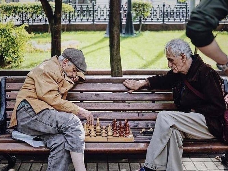 Пожилым тулякам рекомендуют заниматься музыкой, чтобы улучшить память