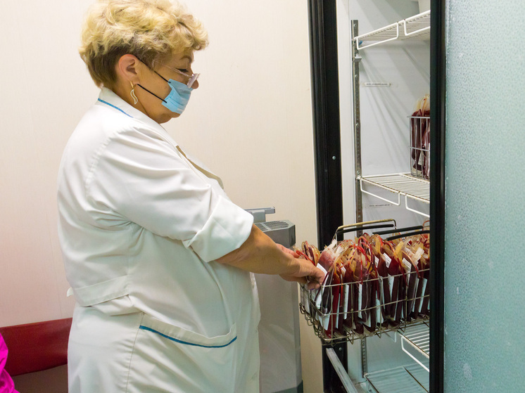 При поддержке южноуральского правительства Челябинской области и минздрава региона для Челябинской областной станции переливания крови было закуплено более 70 единиц нового медицинского оборудования на сумму порядка 80 миллионов рублей.