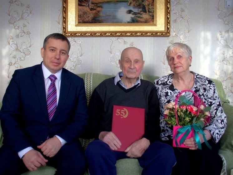 Рабочий стаж семейной пары из Полесска перевалил за сотню лет на двоих