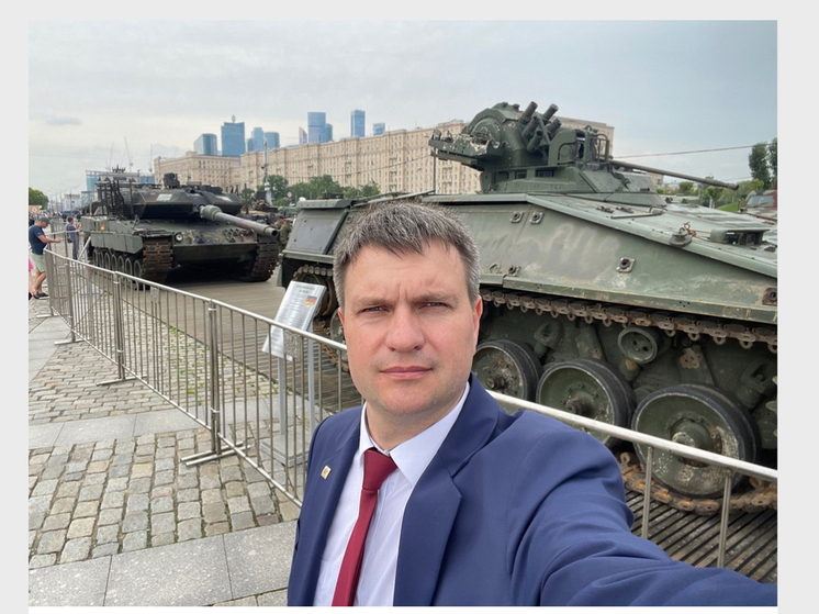 Денис Пестунов: Путин демонстрирует ясное понимание проблем и строит светлое будущее для России