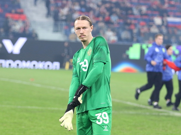Кафанов: у вратаря Сафонова сломалась рука во время пенальти и откололся кусочек кости