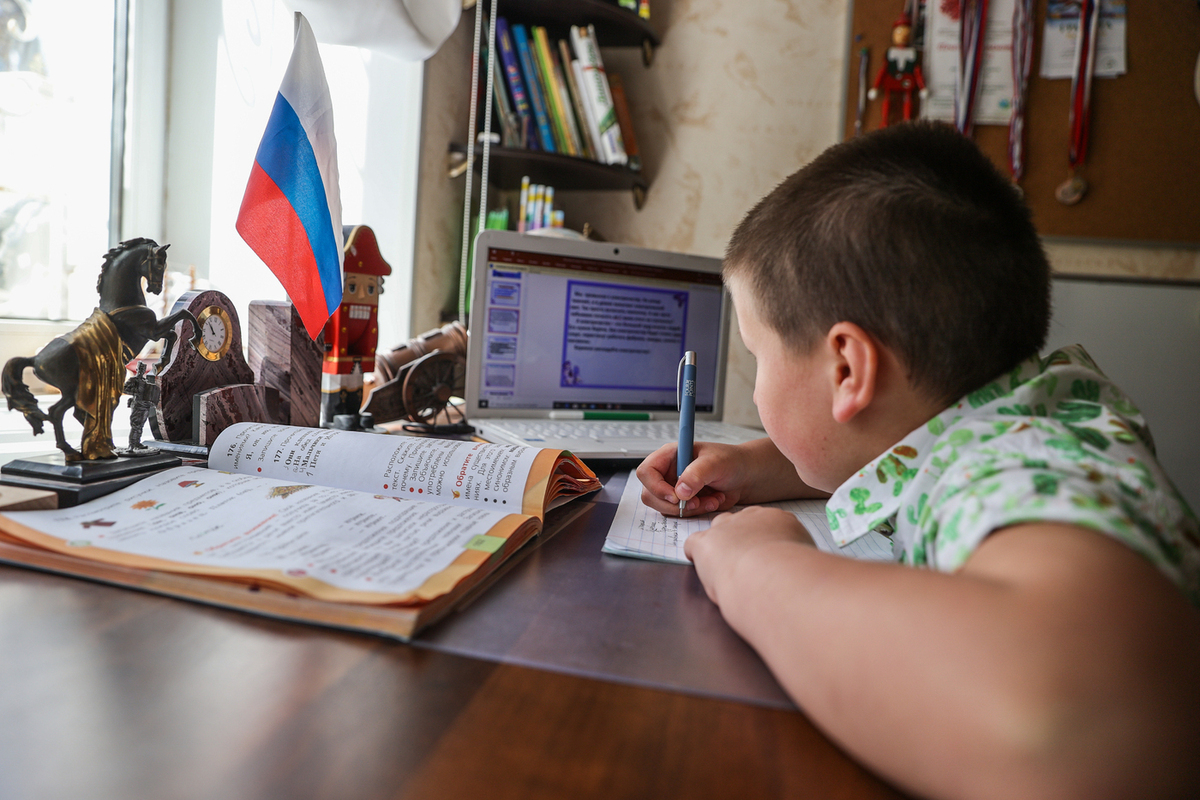Делать ли уроки на каникулах: взвешиваем все "за" и "против"