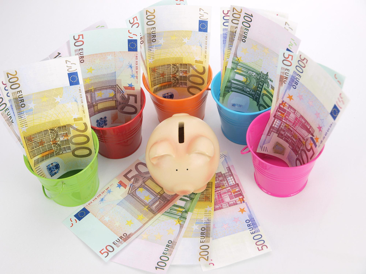 Германия — Средняя зарплата есть. Среднего немца — нет