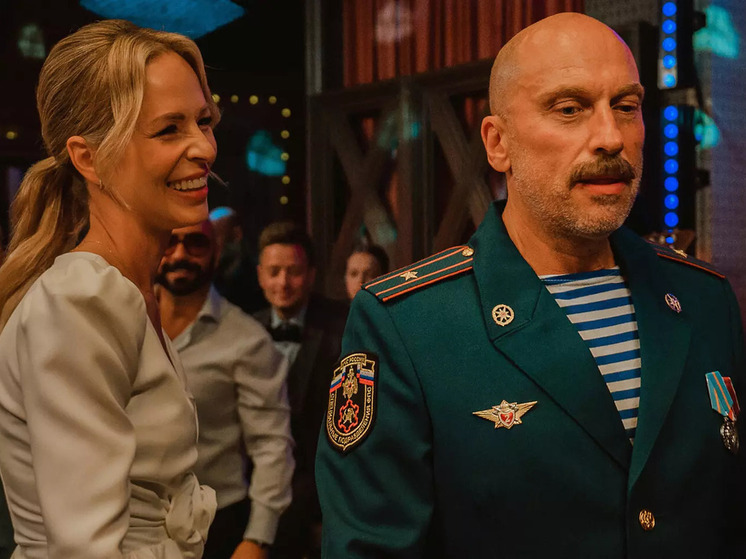 Киновед-психолог Анна Журба представляет вниманию читателей МК рецензии и отзывы актуальных фильмов и сериалов, которые доступны для отечественного зрителя.