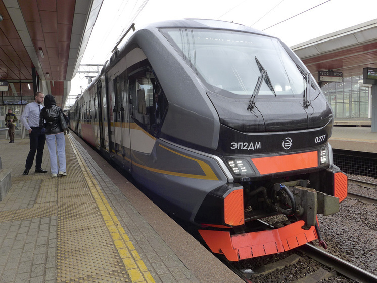 В Штутгарте возобновили движение поездов после эвакуации вокзала