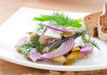 Во время прямой линии в пятницу, 19 декабря, Президенту РФ Владимиру Путину задали вопрос: «Когда цены на рыбу будут регулироваться государственными органами и станут доступны для населения?»