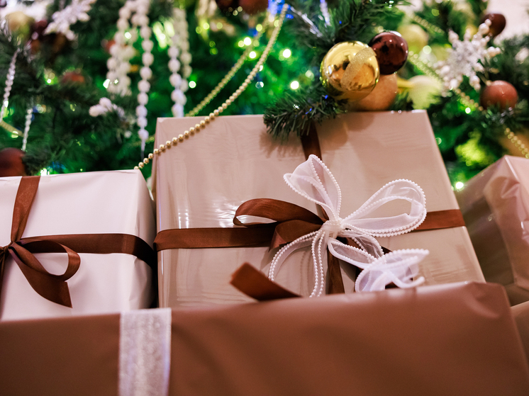 Россияне рассказали, что хотят получить на Новый год