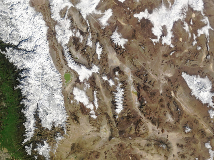 В пустынях Саудовской Аравии выпал снег впервые за 30 лет