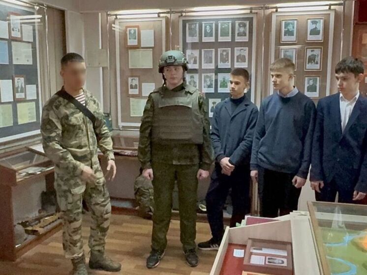 Пензенские росгвардейцы провели урок мужества в селе Кижеватово