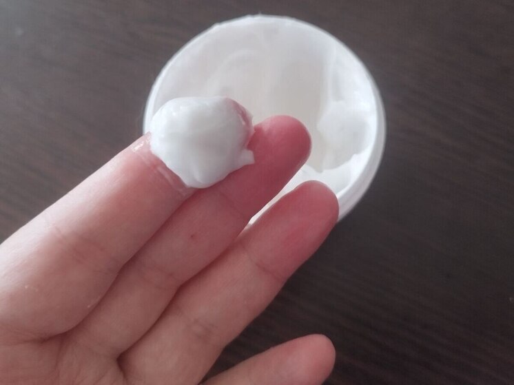 Роспотребнадзор рассказал, как спасти кожу на руках в период холодов