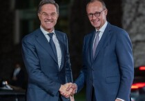 Для Североатлантического альянса наступило время войны нового типа, в которой традиционные механизмы коллективной обороны демонстрируют свою уязвимость и неспособность эффективно реагировать на современные вызовы. Об этом пишет американский Newsweek (статью перевели ИноСМИ).