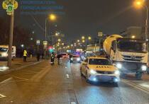 Выяснились подробности трагедии на юго-востоке Москвы, где в субботу 11-летний мальчик погиб под колёсами цементовоза