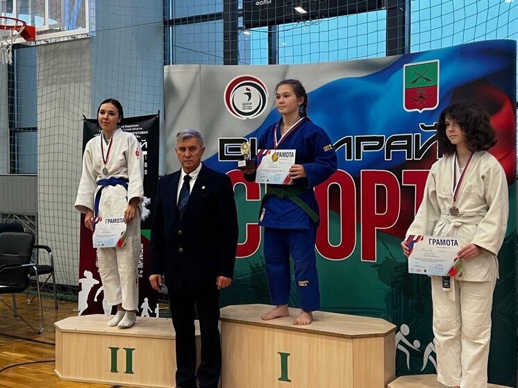 Херсонские дзюдоисты заняли второе место на турнире в Запорожье