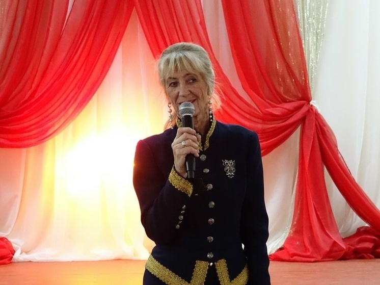 В школе № 14 Великого Новгорода отпраздновали 60-летний юбилей