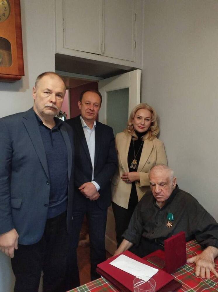 Орден Почёта Республики Дагестан передали выдающему композитору Ширвани Чалаеву