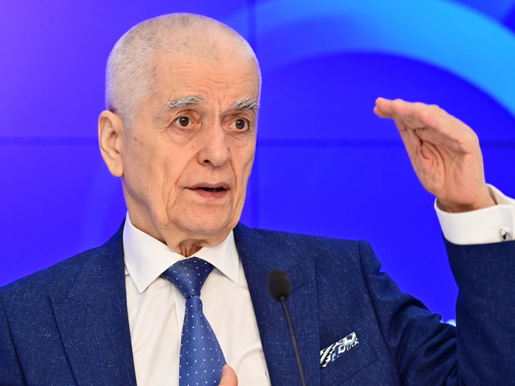 Онищенко объяснил, почему в России не может быть всеобщей четырехдневной рабочей недели