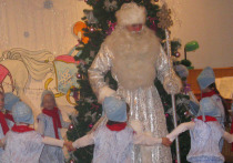 Подошло время новогодних детских утренников