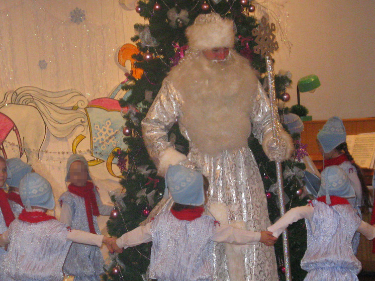 Подошло время новогодних детских утренников