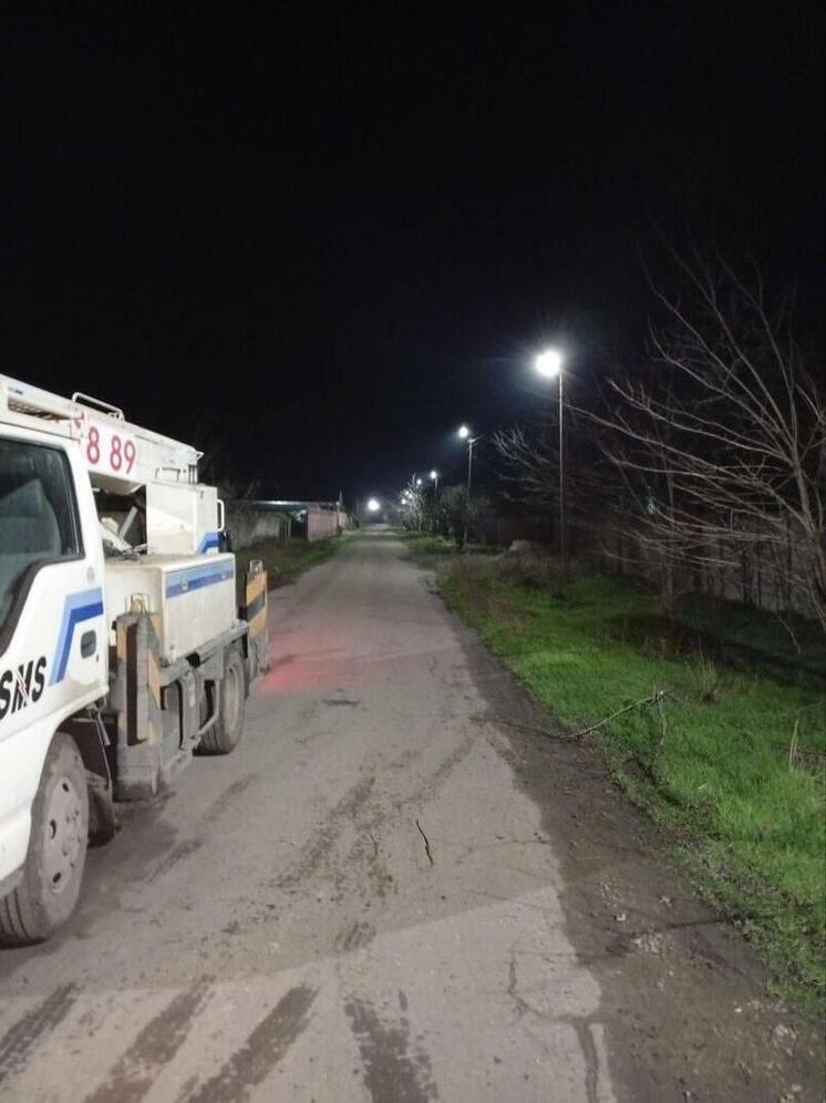 На финишной прямой: в Акимовке завершается масштабное обновление уличного освещения