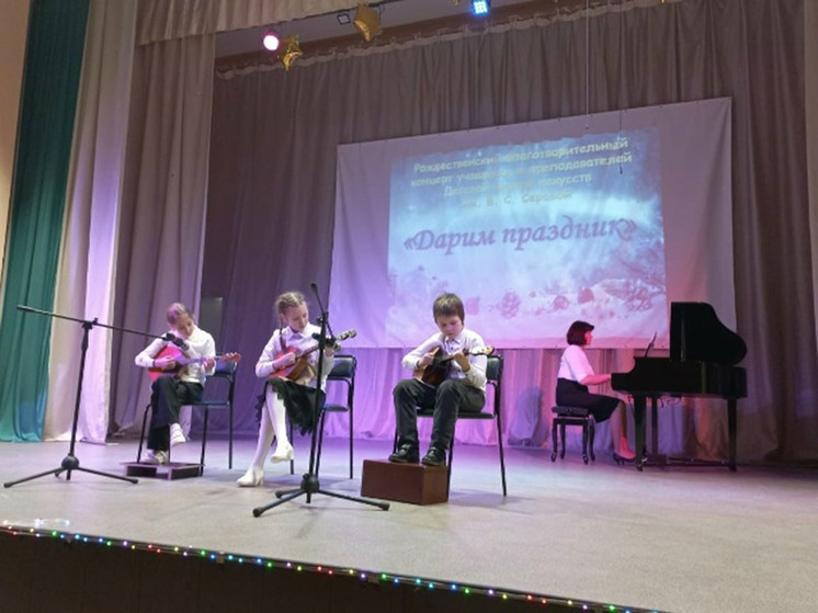 В Чудове прошел рождественский благотворительный концерт «Дарим праздник»
