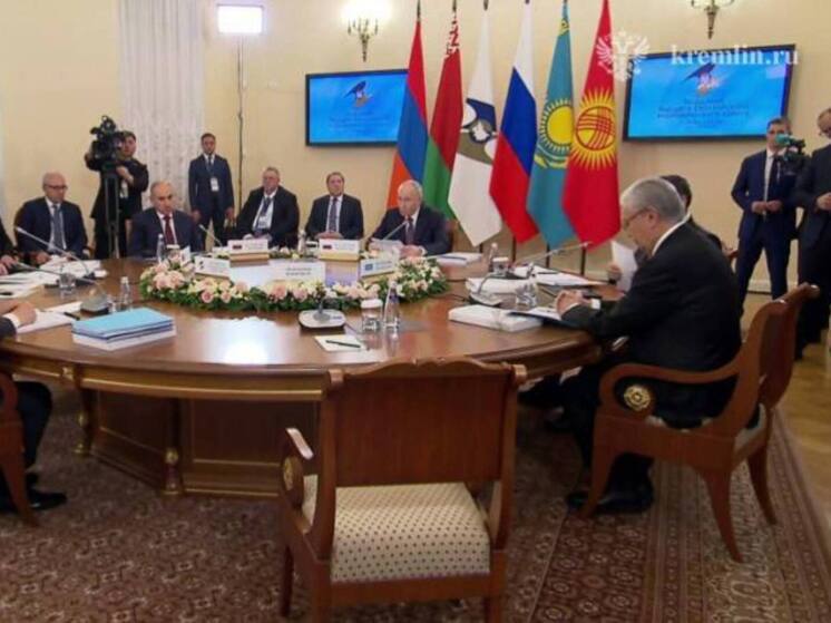 В Петербурге начался саммит ЕврАзЭС