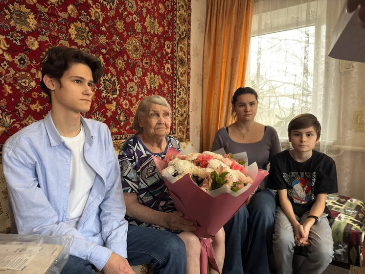 Владимир Путин поздравил жительницу Калмыкии с 95-летием