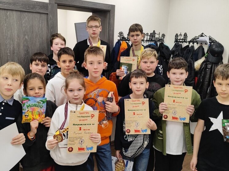 Юные псковичи сразились за звание лучших в городском турнире по таврелям