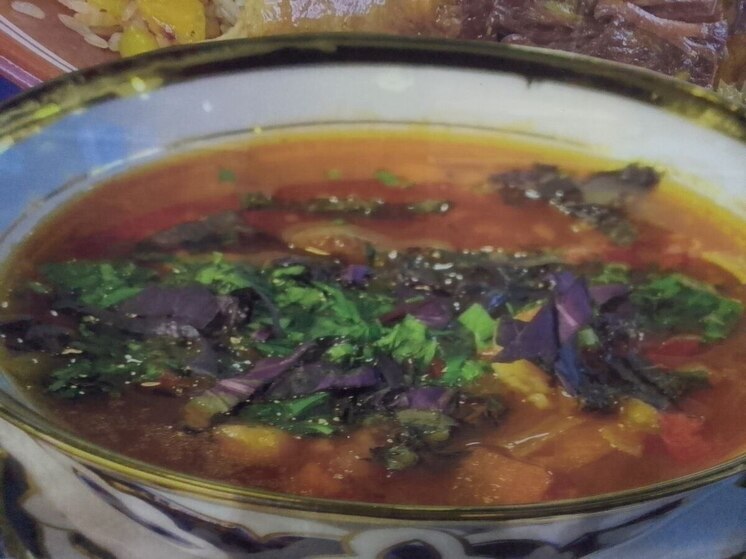 Новгородцам посоветовали зимой есть на завтрак легкий суп