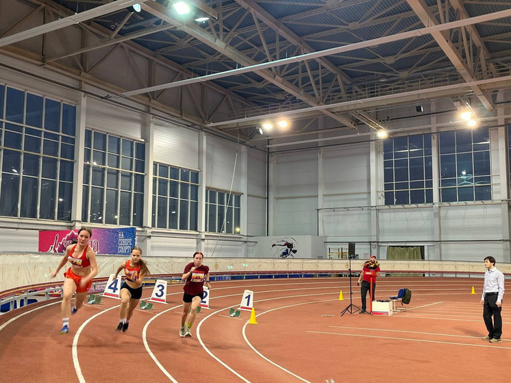 Мурманские легкоатлеты разыграли медали на областных соревнованиях