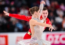 На чемпионате России по фигурному катанию 2026 года в Санкт-Петербурге Анастасия Мишина и Александр Галлямов заняли второе место, уступив Александру Бойковой и Дмитрию Козловскому на 0,66 балла. После церемонии награждения Галлямов снял серебряную медаль и покинул лёд. Ранее он назвал турнир «абсурдом» и допустил завершение карьеры, выразив недовольство судейством и ошибками партнёрши.