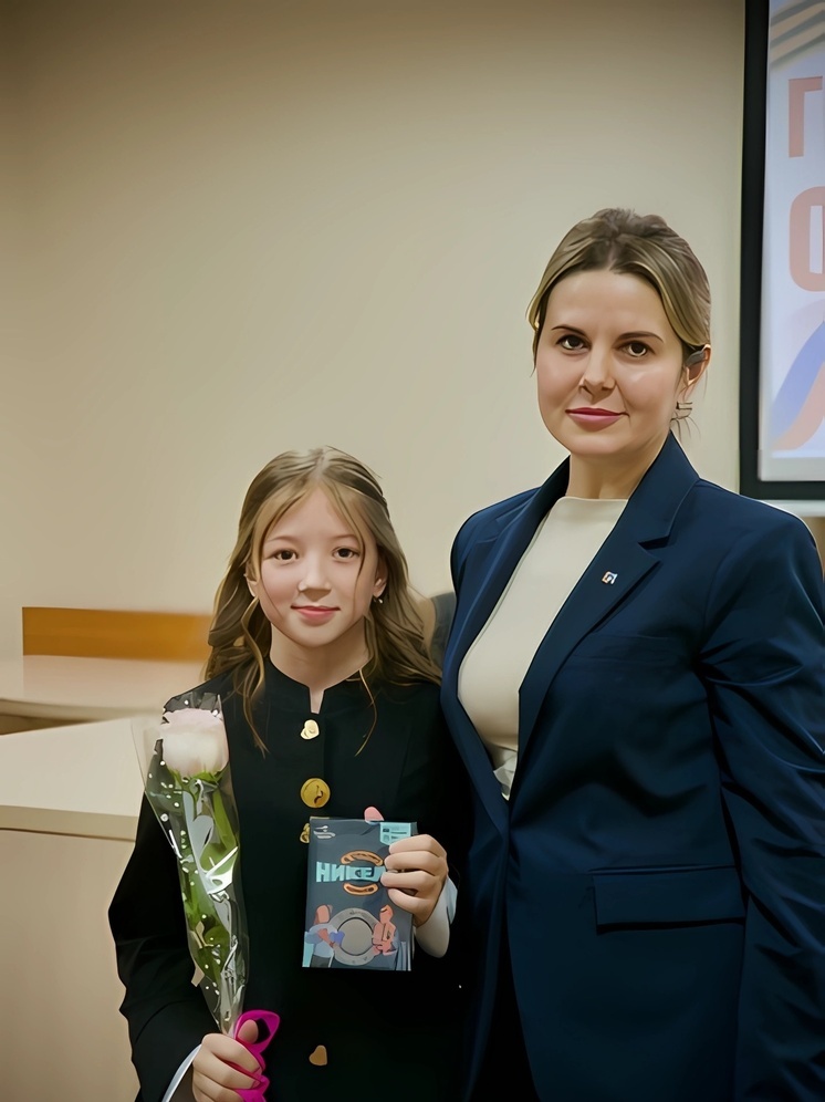 В Никеле наградили добровольцев Печенгского округа