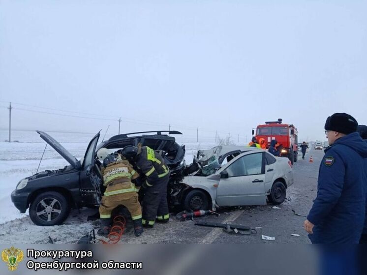 Прокуратура начала проверку после смертельного ДТП под Соль-Илецком, где погибли три человека