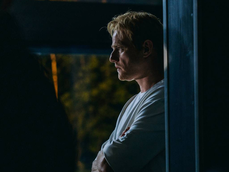 Актер Колокольников играет в экранизации романа братьев Стругацких